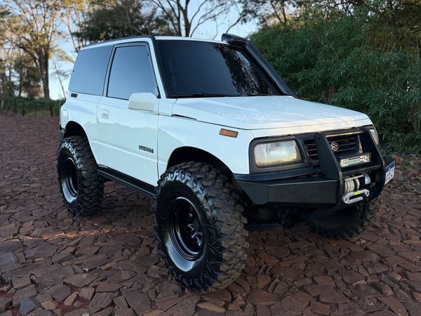 Foto 3 - Suzuki Vitara JLX Metal 1.6 8v