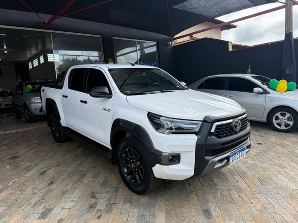 Foto 1 - Toyota Hilux SR Challenge 2.8 Turbo Diesel 4x4