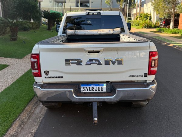 Foto 5 - RAM 2500 Laramie 6.7 Turbo Diesel 4x4