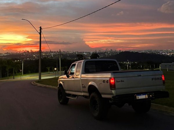 Foto 10 - Ford F1000 XLT 4.3 Turbo Diesel 4x4 C.S