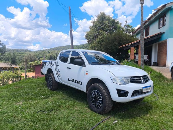 Mitsubishi L200 Triton GL 3.2 Turbo Diesel 4x4