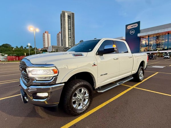 Foto 1 - RAM 2500 Laramie 6.7 Turbo Diesel 4x4