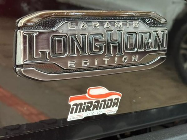 Foto 10 - RAM 3500 Longhorn Limited 6.7 Turbo Diesel 4x4