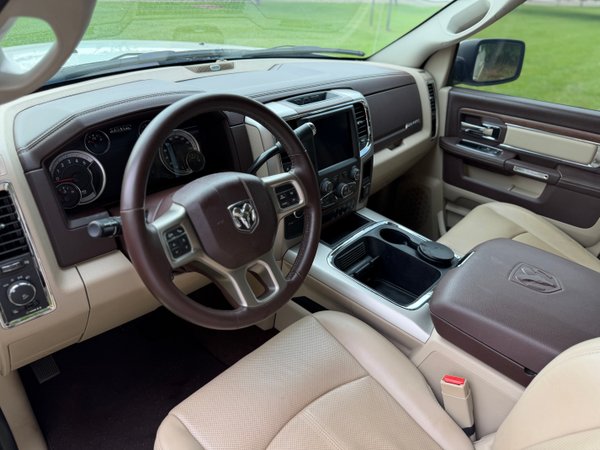 Foto 7 - RAM 2500 Laramie 6.7 Turbo Diesel 4x4