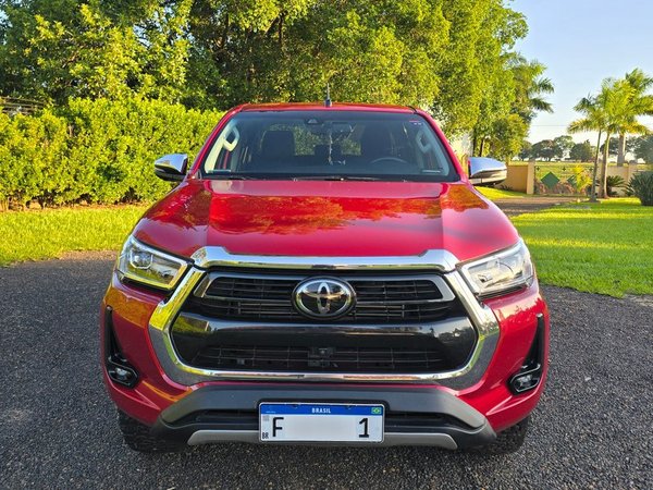 Foto 2 - Toyota Hilux SRX 2.8 Turbo Diesel 4x4