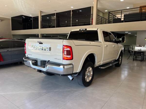 Foto 4 - RAM 2500 Laramie 6.7 Turbo Diesel 4x4