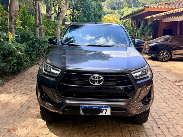 Foto 1 - Toyota Hilux SR 2.8 Turbo Diesel 4x4