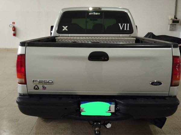 Foto 5 - Ford F250 XLT 3.9 Turbo Diesel