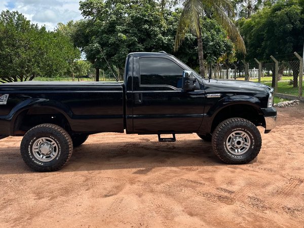 Foto 2 - Ford F250 XLT 3.9 Turbo Diesel 4x4 C.S