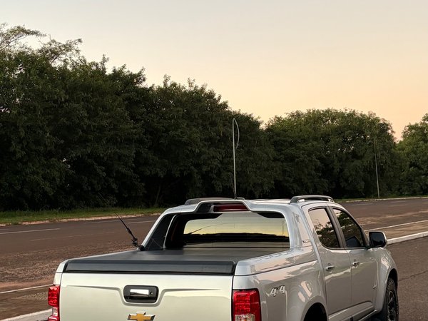 Foto 10 - Chevrolet S10 High Country 2.8 Turbo Diesel 4x4