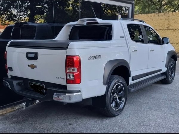 Foto 4 - Chevrolet S10 High Country 2.8 Turbo Diesel 4x4