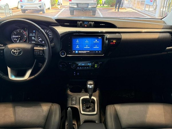 Foto 8 - Toyota Hilux SRV 2.8 Turbo Diesel 4x4