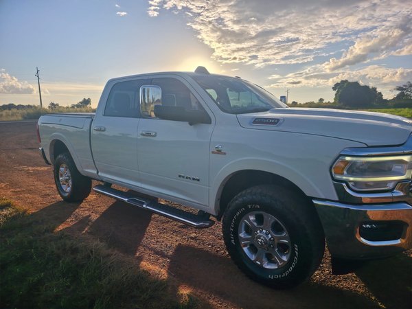 Foto 3 - RAM 2500 Laramie 6.7 Turbo Diesel 4x4
