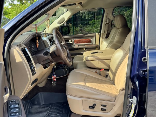 Foto 5 - RAM 2500 Laramie 6.7 Turbo Diesel 4x4