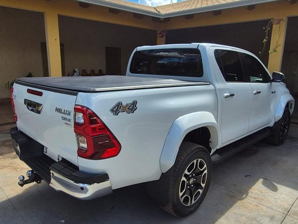 Foto 6 - Toyota Hilux SRX Plus 2.8 Turbo Diesel 4x4