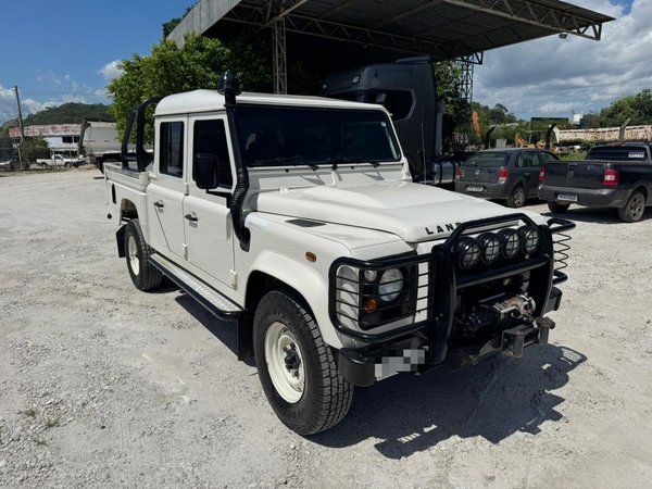 Foto 1 - Land Rover Defender Crew Cab 130 2.5 Turbo Diesel 4x4