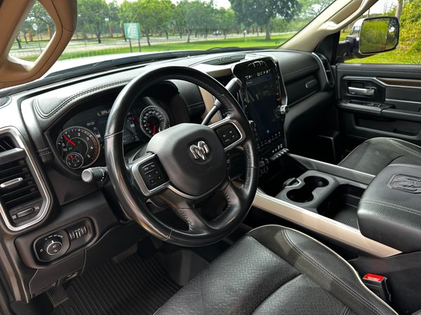 Foto 8 - RAM 2500 Laramie 6.7 Turbo Diesel 4x4