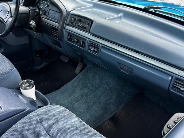 Foto 5 - Ford F150 Super Cab XLT 5.0 V8 Gasolina