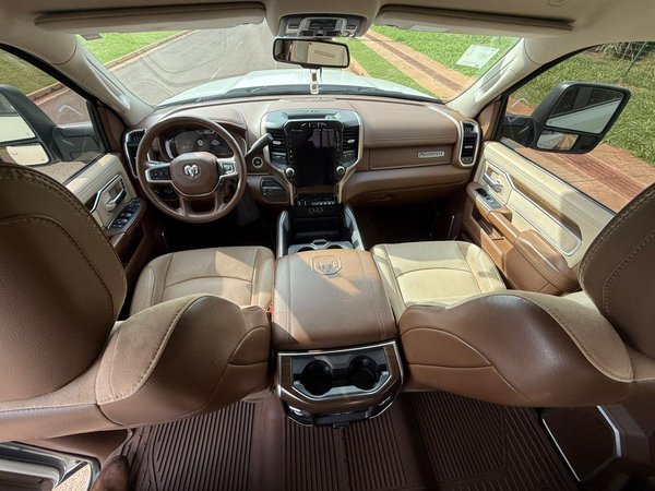 Foto 7 - RAM 2500 Laramie 6.7 Turbo Diesel 4x4