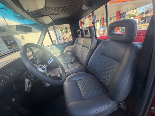 Foto 10 - Ford F1000 XL 2.5 Turbo Diesel 4x2 C.S