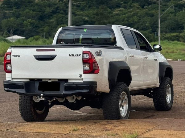 Foto 3 - Toyota Hilux SRV 2.8 Turbo Diesel 4x4
