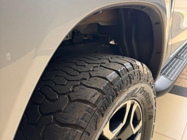 Foto 4 - Toyota Hilux SRV 2.8 Turbo Diesel 4x4