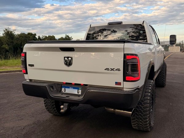 Foto 4 - RAM 2500 Laramie 6.7 Turbo Diesel 4x4