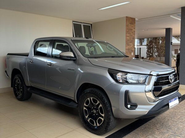 Foto 2 - Toyota Hilux SRV 2.8 Turbo Diesel 4x4