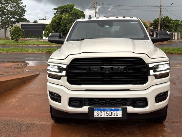 Foto 1 - RAM 2500 Laramie Night Edition 6.7 Turbo Diesel 4x4