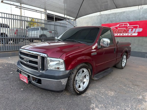 Foto 1 - Ford F250 XLT 4.2 Turbo Diesel 4x2 C.S