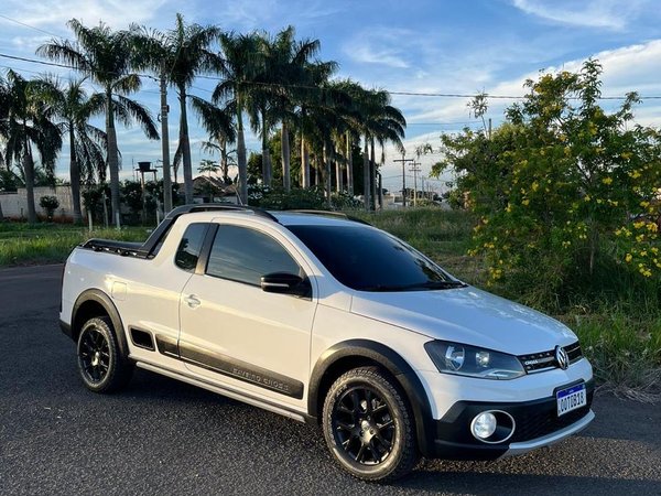 Foto 1 - Volkswagen Saveiro Cross 1.6 16v C.E.