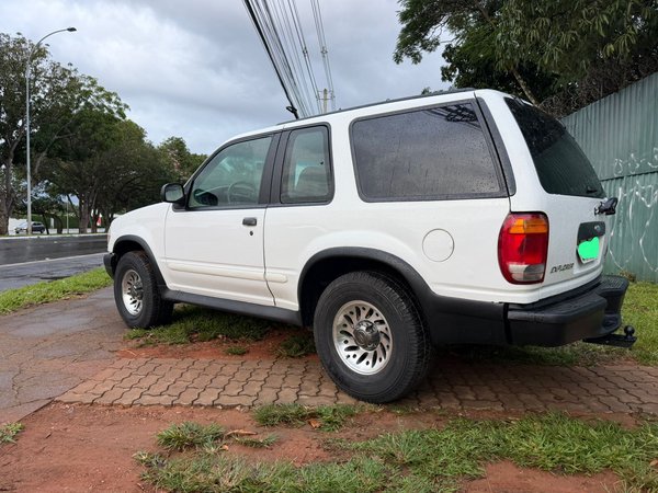 Foto 2 - Ford Explorer XLT 4.0 V6 4x4