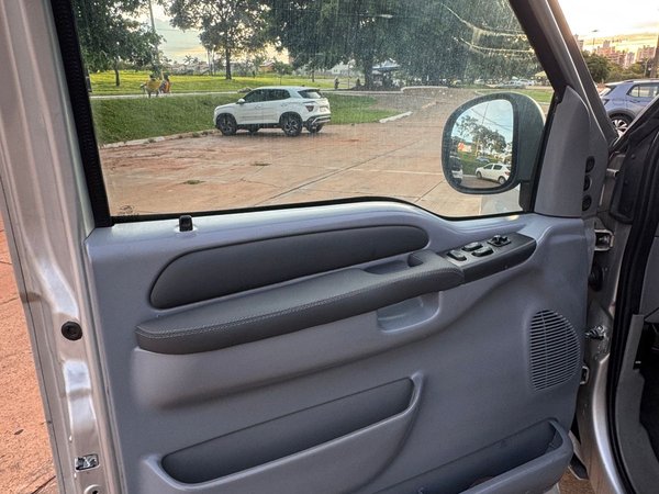 Foto 6 - Ford F250 XLT 4.2 Turbo Diesel 4x2