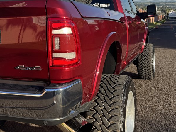 Foto 4 - RAM 3500 Longhorn Limited 6.7 Turbo Diesel 4x4
